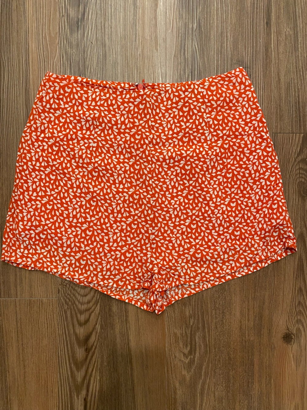Lulu's Red Orange and White Print Shorts